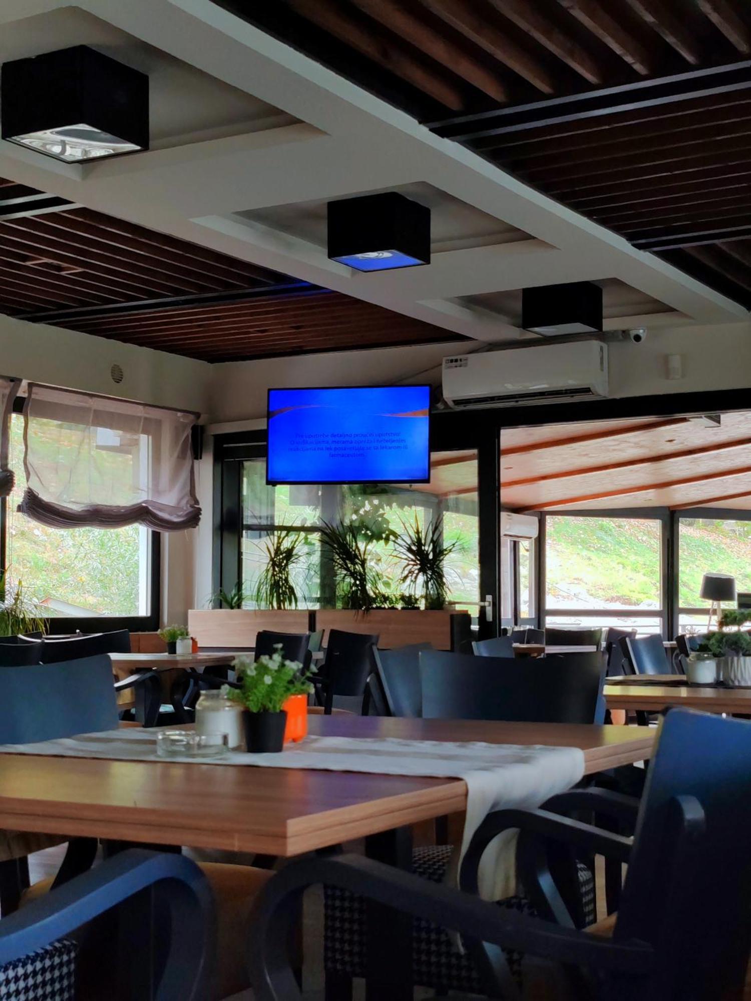 Cruiser Restoran ชูปริยา ภายนอก รูปภาพ